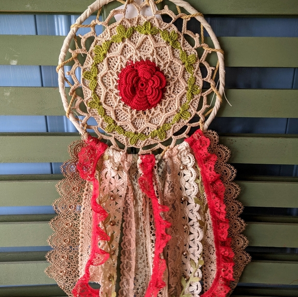 NWT Handcrafted Shabby Chic Dream Catcher - Picture 6 of 6